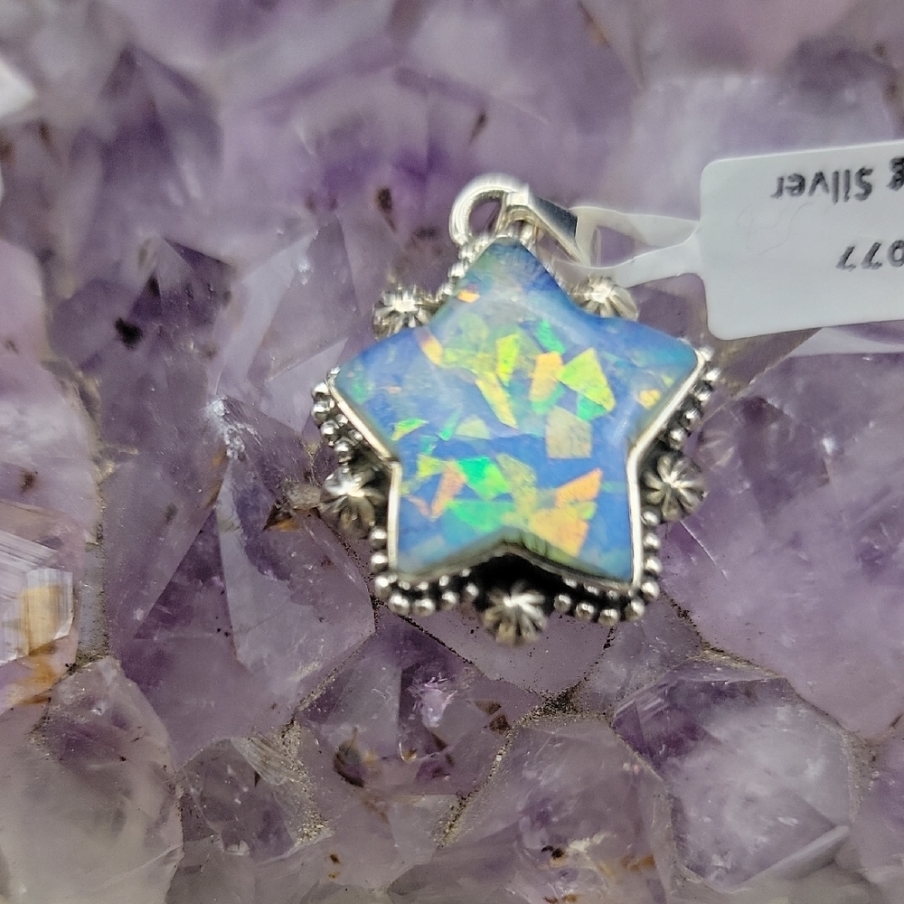 NEW 925 Sterling Silver Star Opal Doublet Pendant Colorful Fire – Unique Design